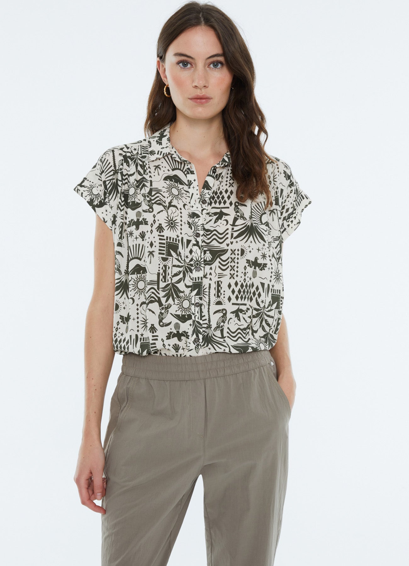 Blouse : Dark Green-44