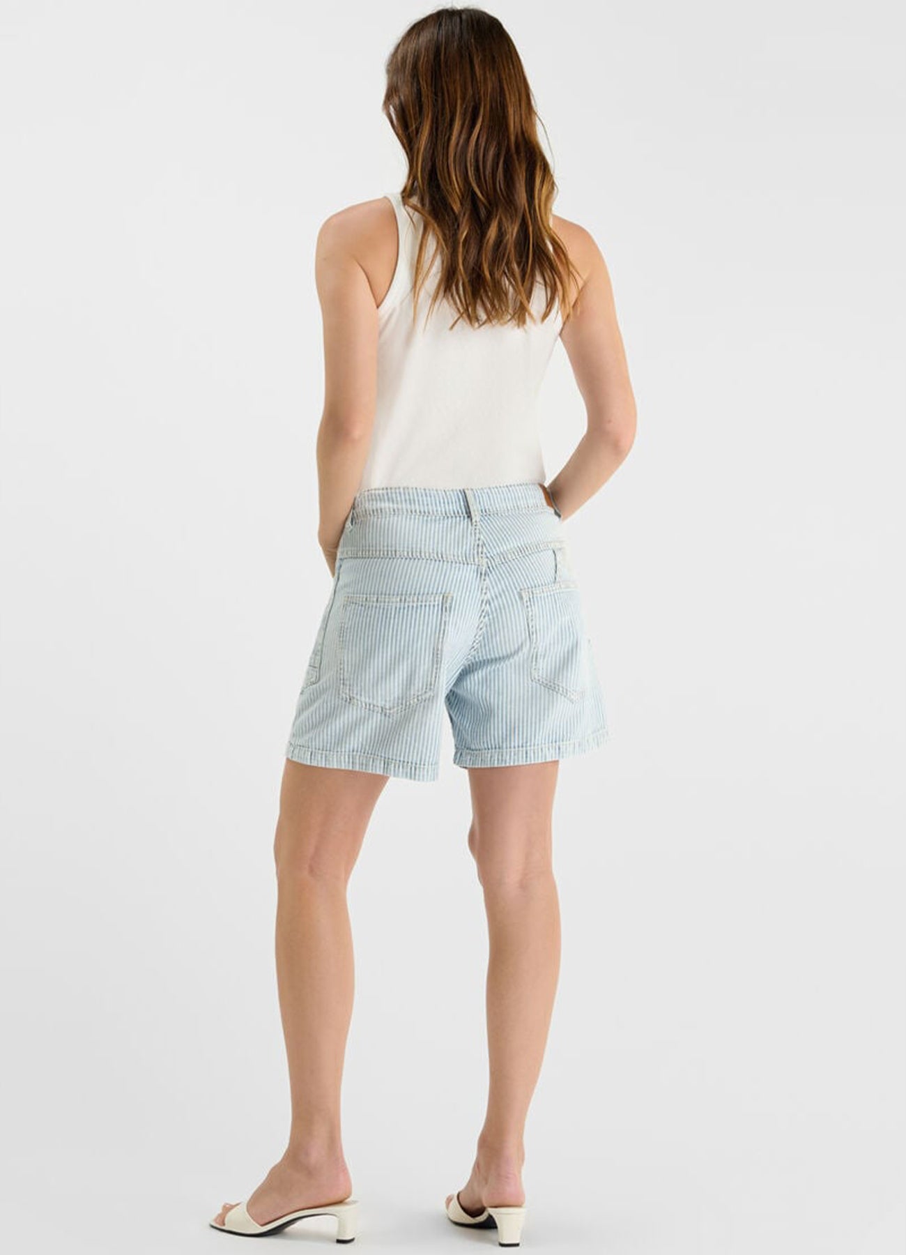 Short : Blue/Whit