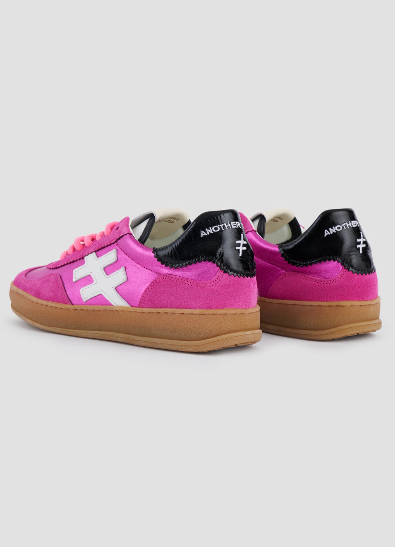 Iconic 2 M3-24 : Multi Fucsi