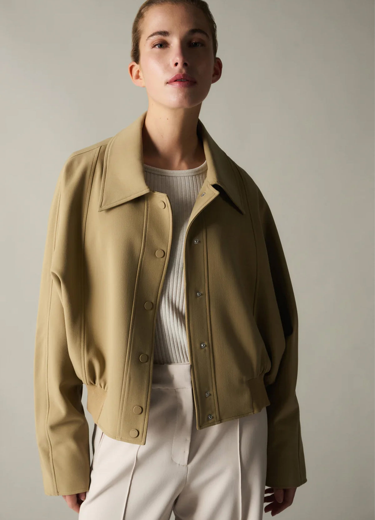 Short Woven Oversized Jacket W : Khaki Green 99045