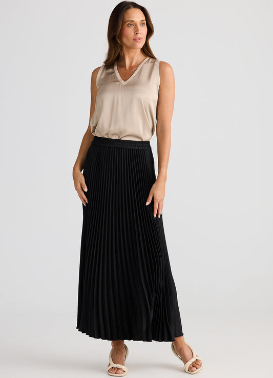 Alias Pleated Skirt : Black