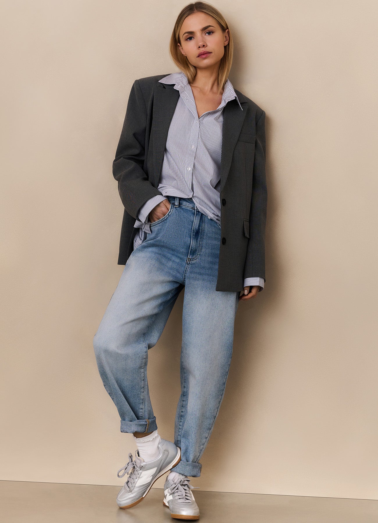 Loose Fit Hw Denim : Light Blue Denim 01118