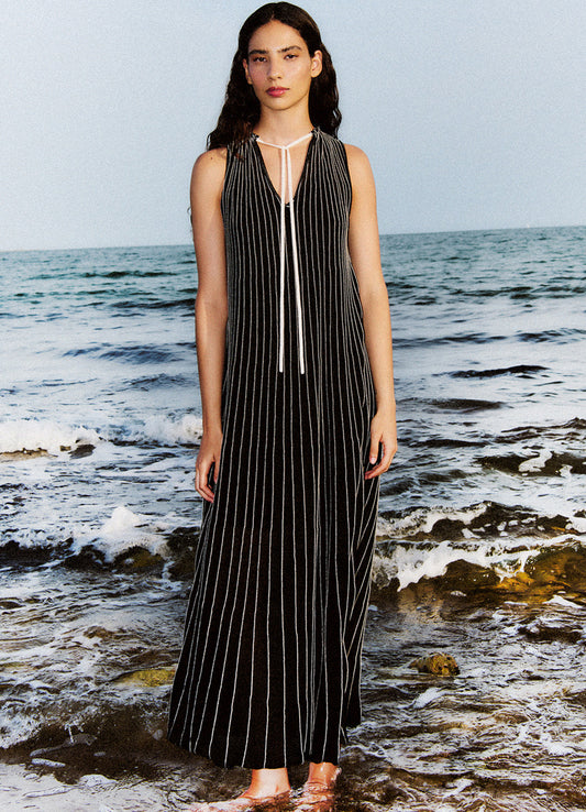 Dress : 1345-Black