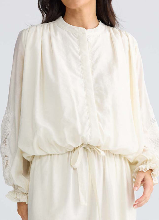 Tiana Shirt : Ivory
