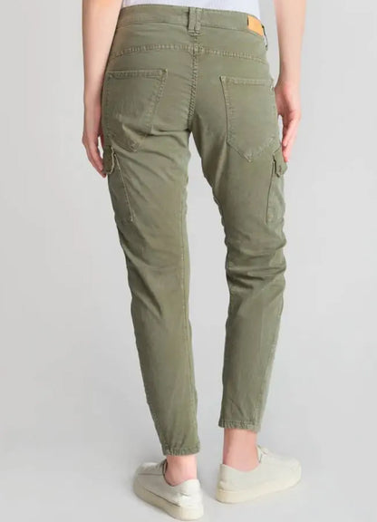 Pants : Khaki