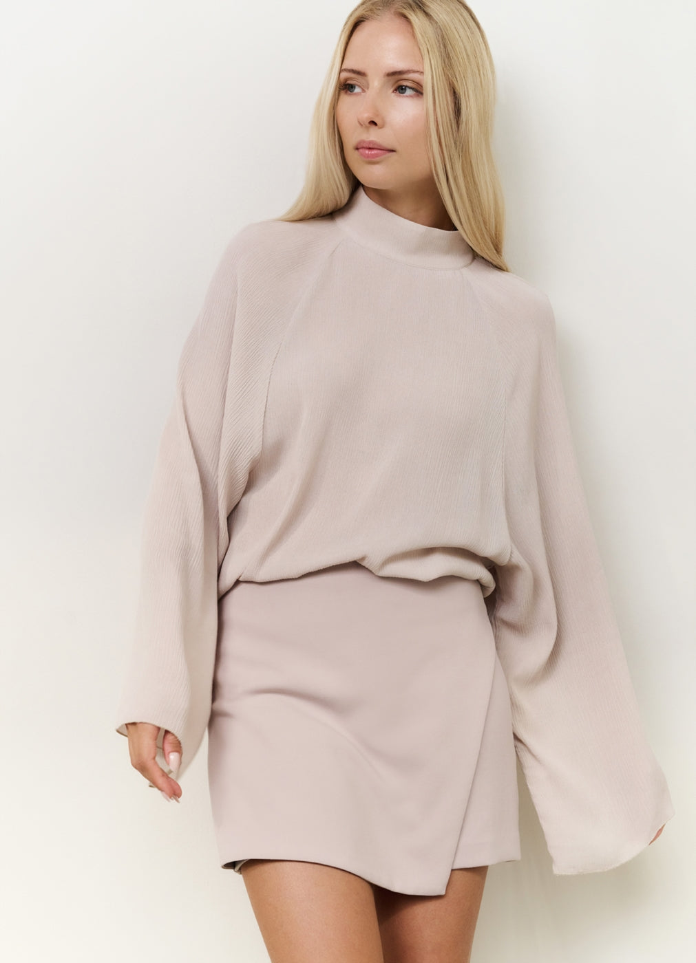 Structured Raglan Top : Milk Brown 99951