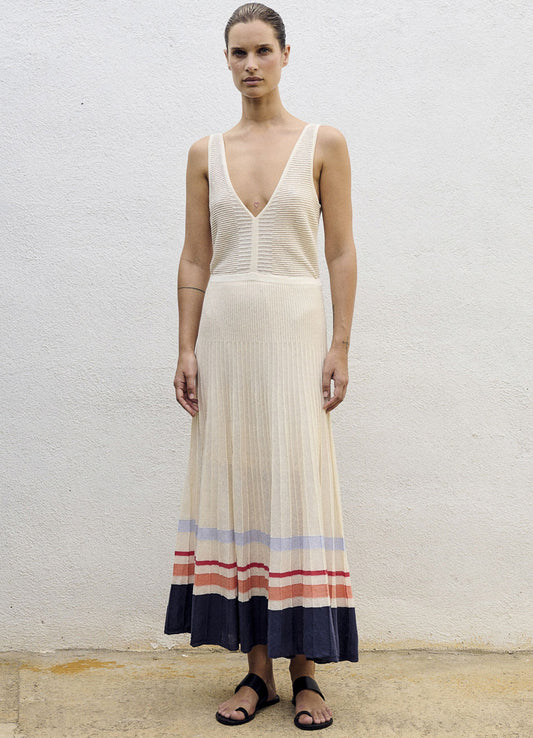 Dress : Unique Colour