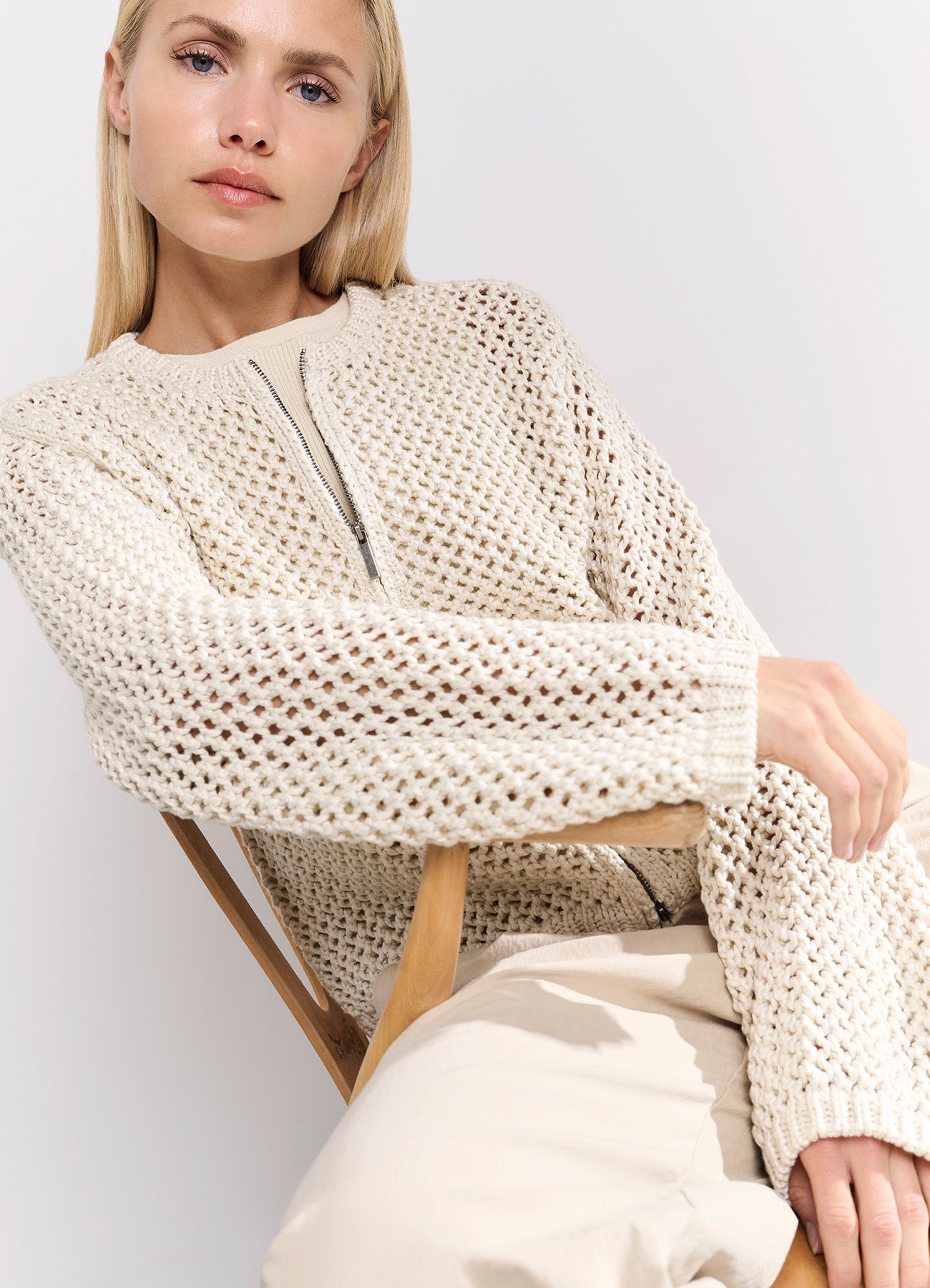 Sleeveless Top With Buttons At Sides : Summer Sand 20908