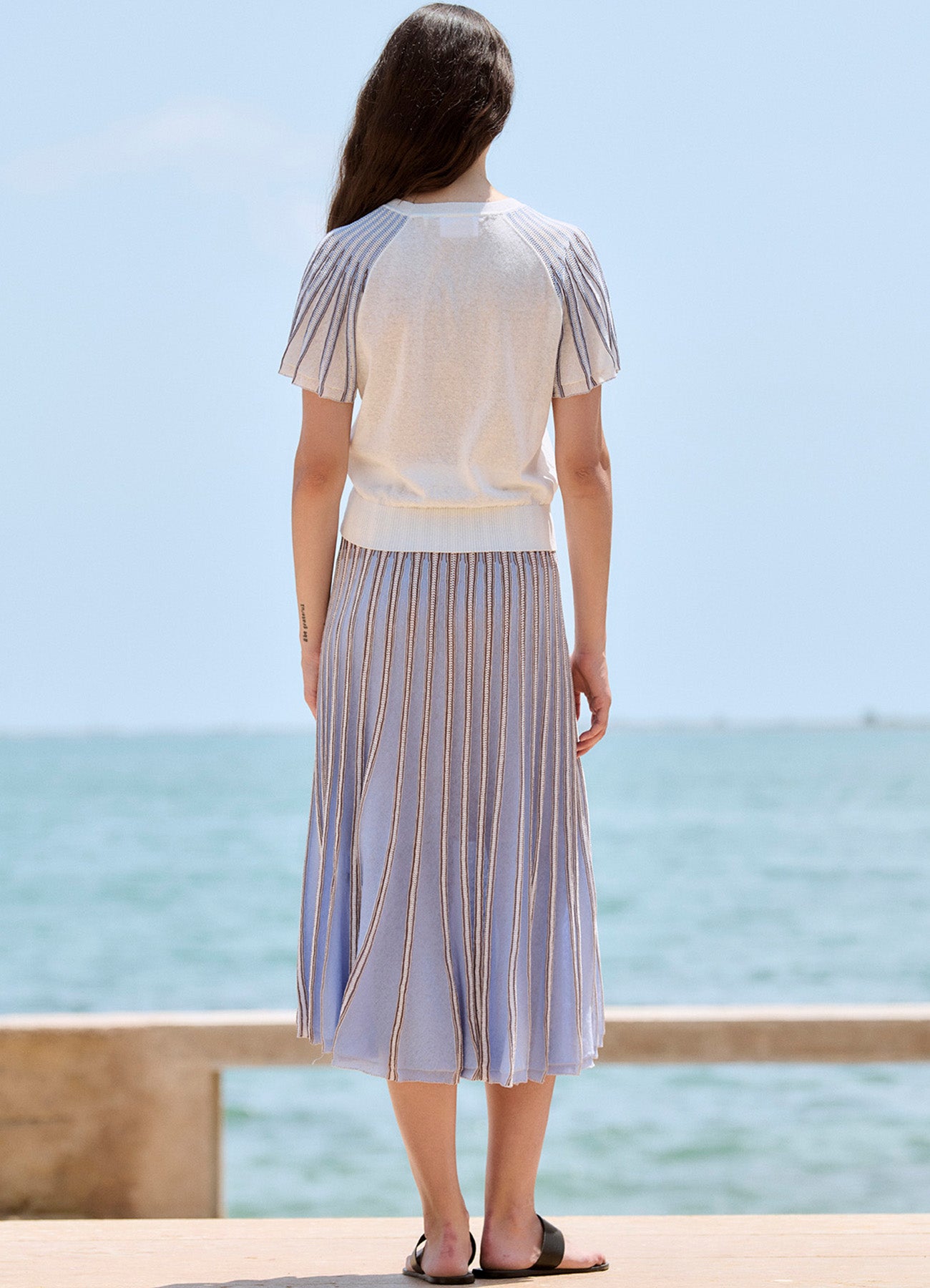 Sweater : 1201-Blue Sky