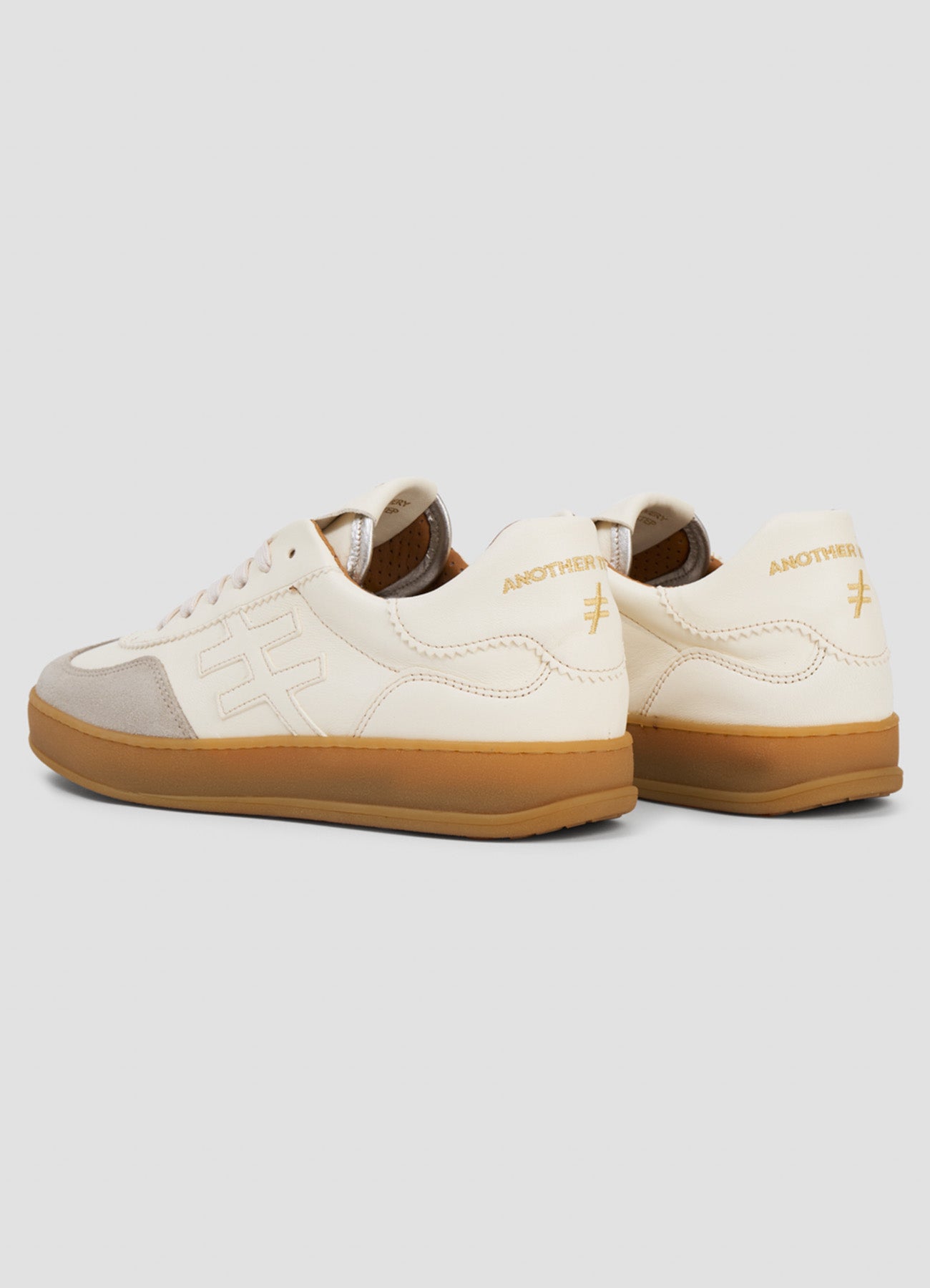 Iconic 2 64-53 : Chiffon Off