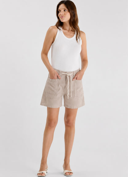 Short : Cobblestone