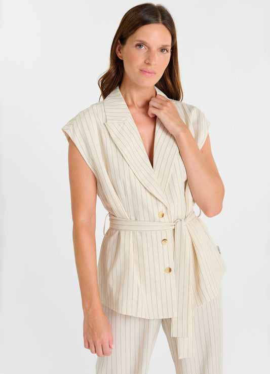 Sleeveless Jacket : Chalk