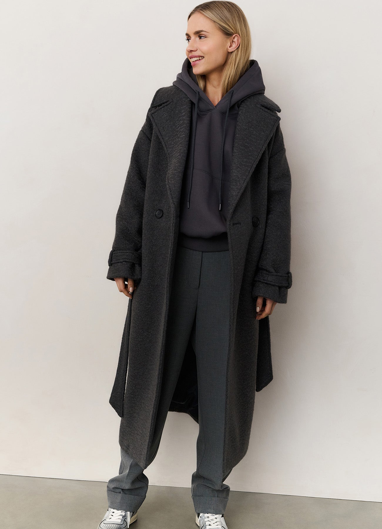 Woven High Waist Straight Fit : Black Oyster Melange 99004
