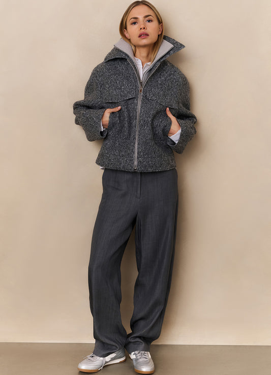 Short Oversized Boucle Jacket : Black Oyster Melange 99004