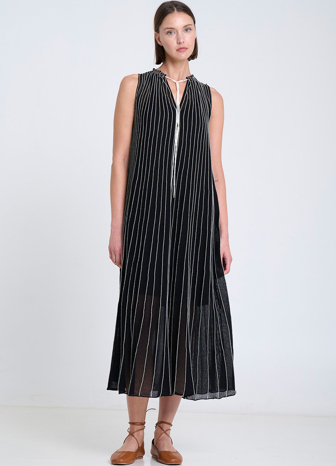 Dress : 1345-Black