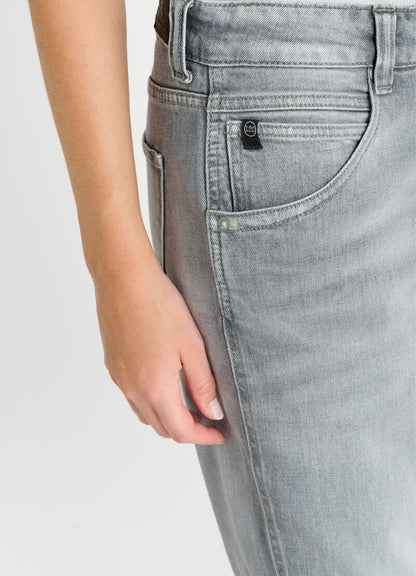Jeans : Grey