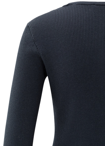 Fitted Round Neck Rib Stitch Sweater : Collegiate Blue 00001