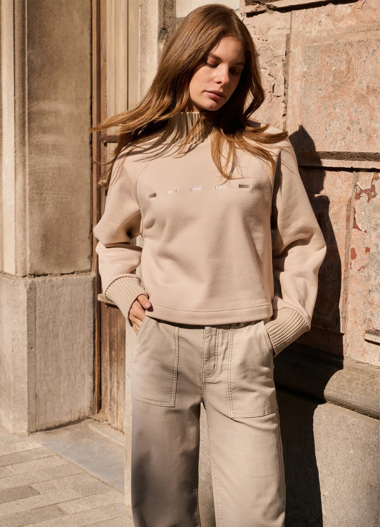 Sweatshirt With Knitted Collar And Cuffs : Oxford Tan Brown 51306